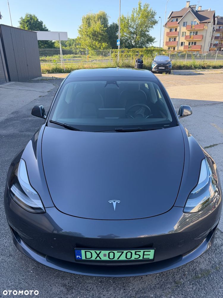 Tesla Model 3 Langstreckenbatterie Allradantrieb Dual Motor Performance - 11