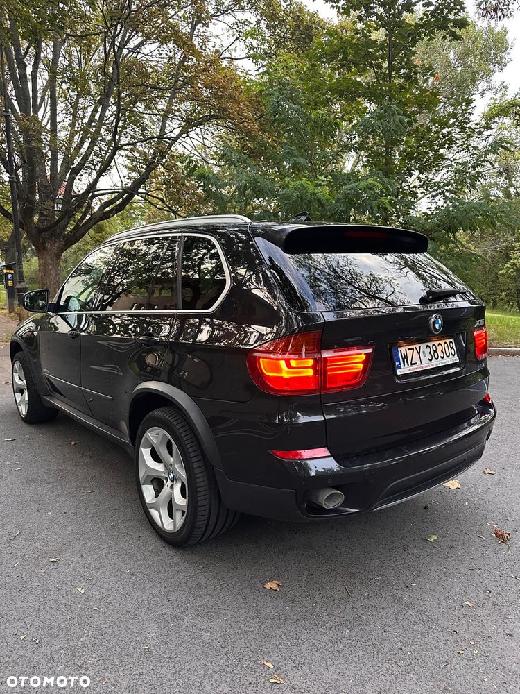 BMW X5 2010 photo 2