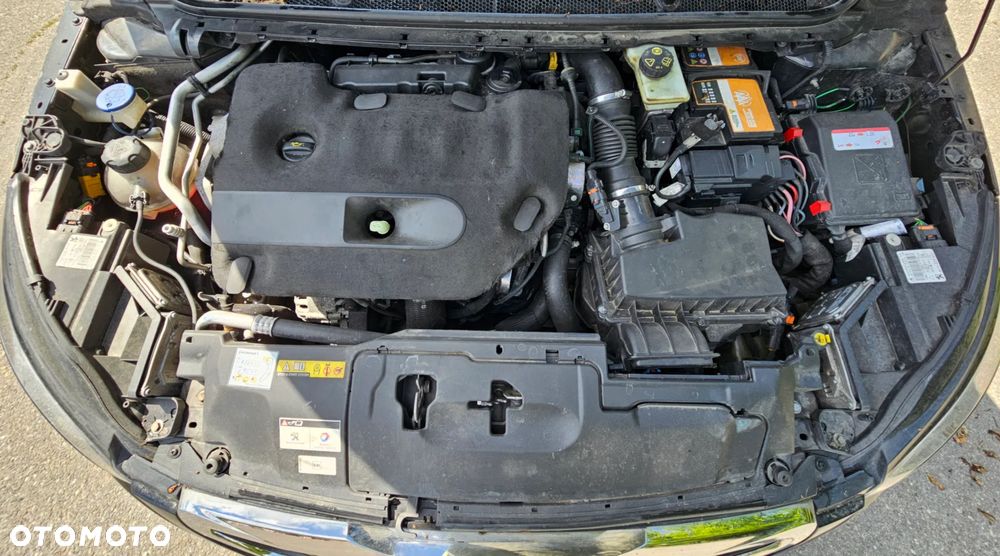 Peugeot 308 BlueHDi 150 Automatik Stop & Start Allure - 8
