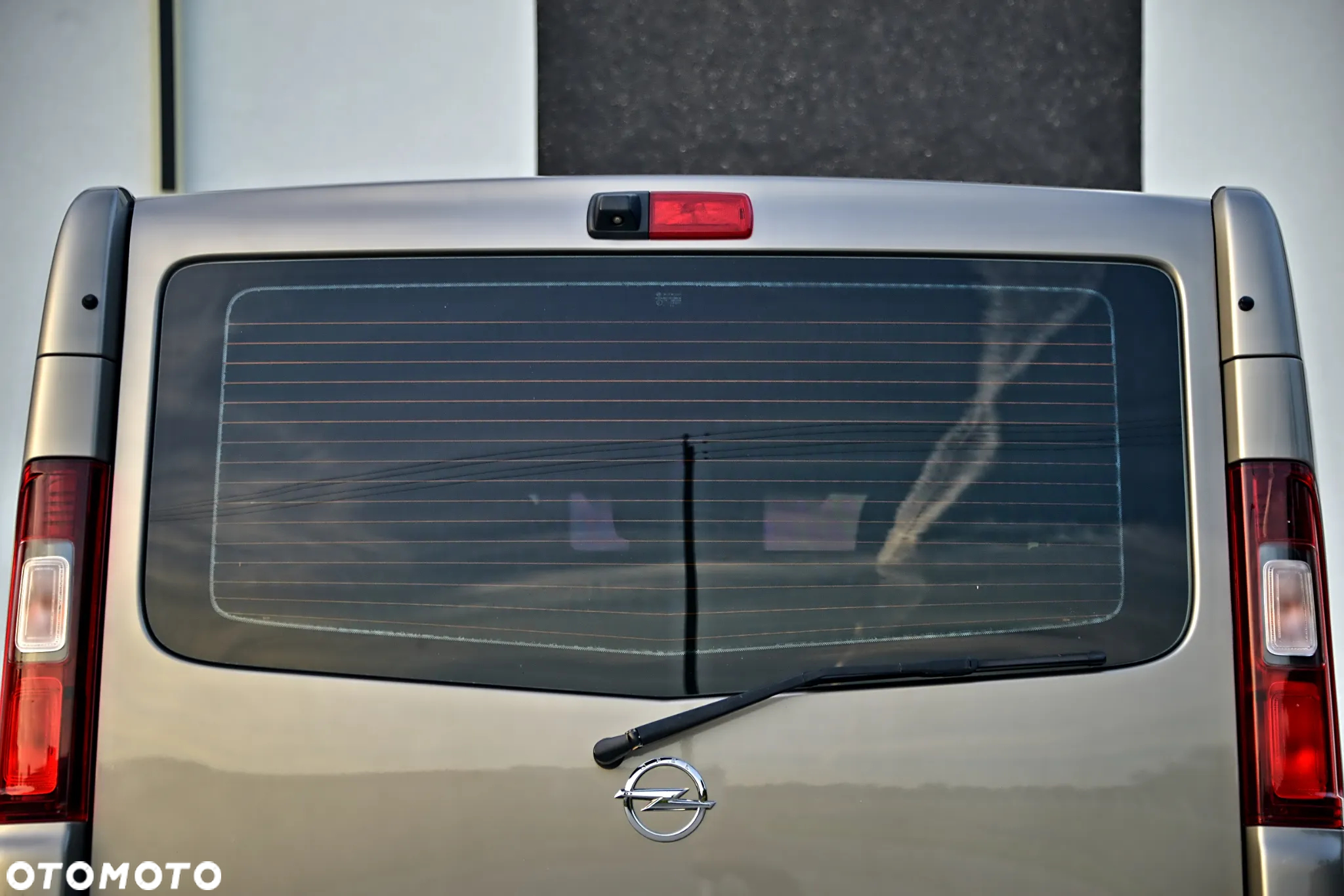 Opel Vivaro - 17