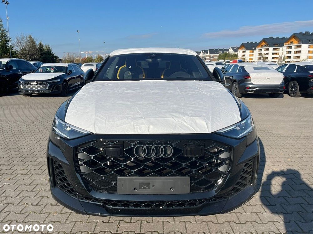 Audi RS Q8 - 9