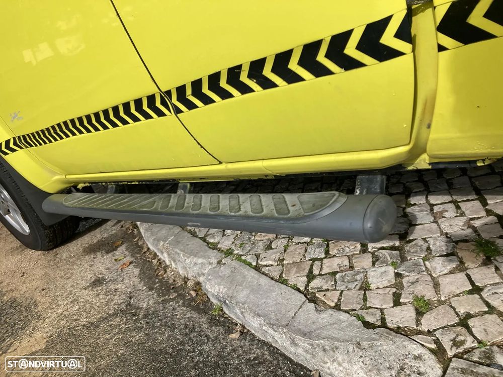 Nissan Navara 2.5 dCi CD LE Sport Edition - 30