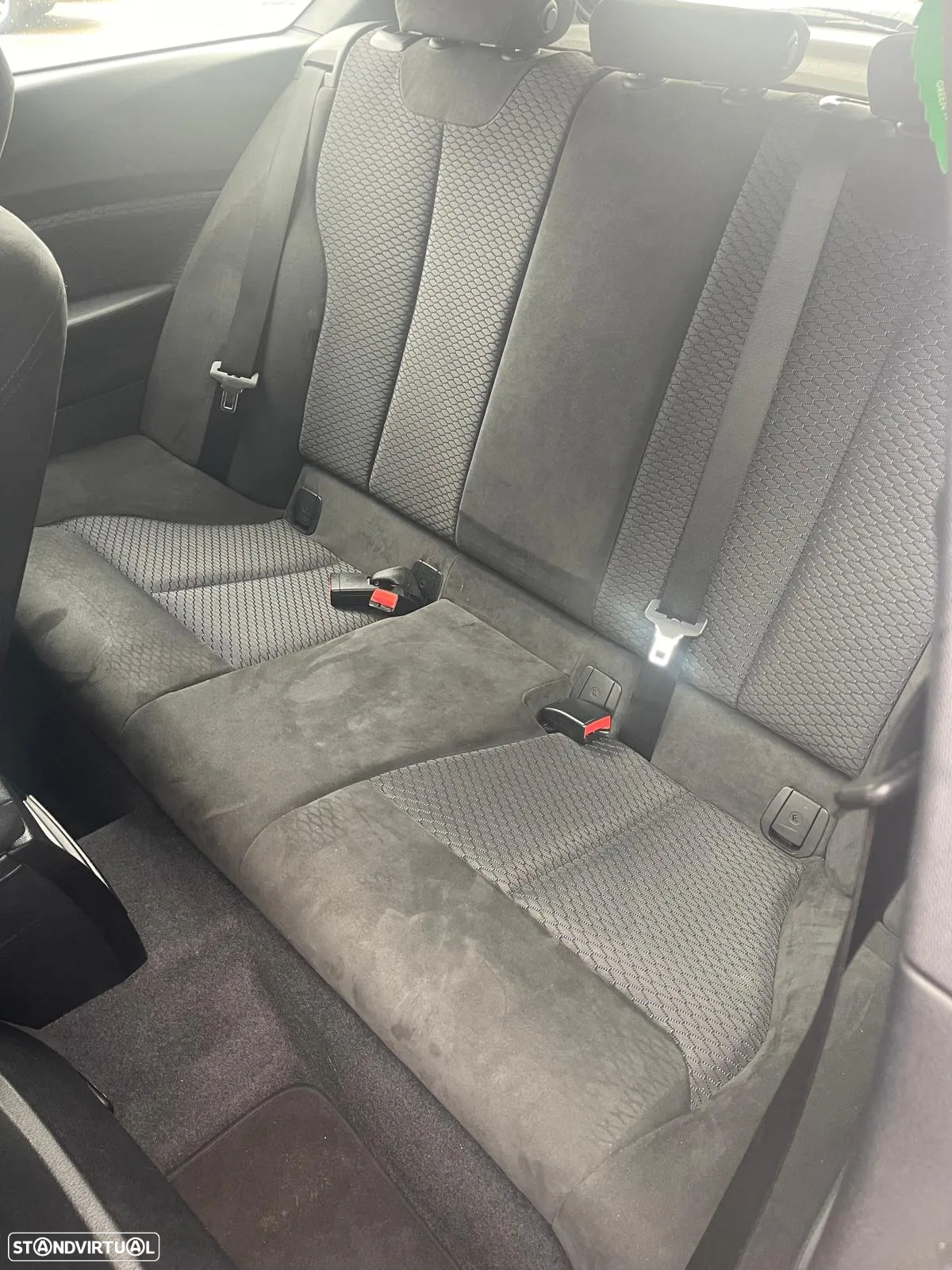 BMW 116 i Pack M - 18