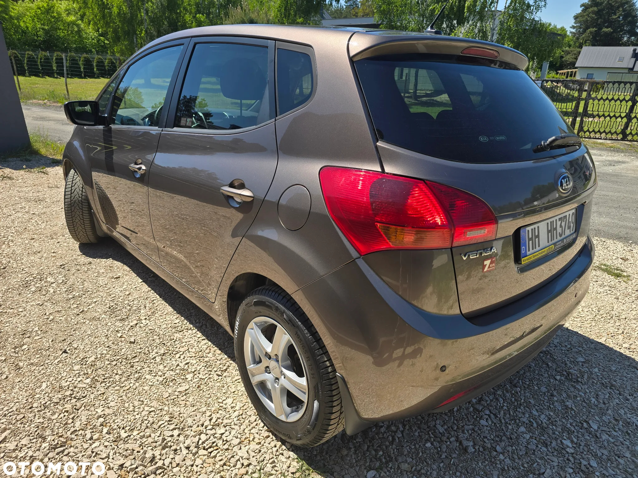 Kia Venga - 8