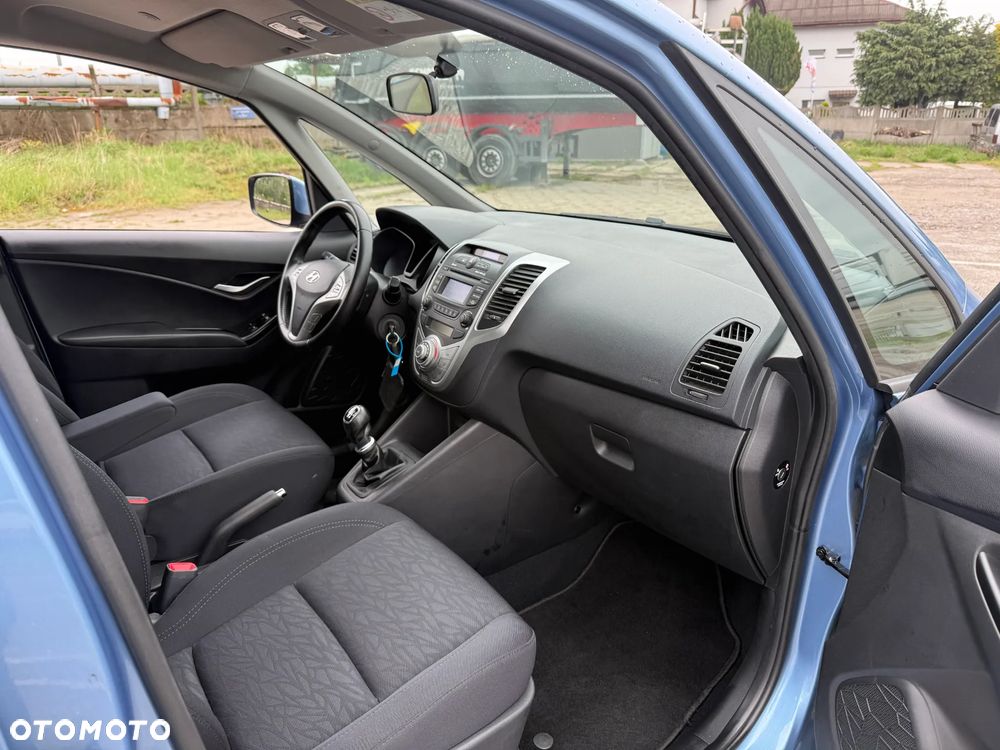 Hyundai ix20 1.4 blue Comfort - 25