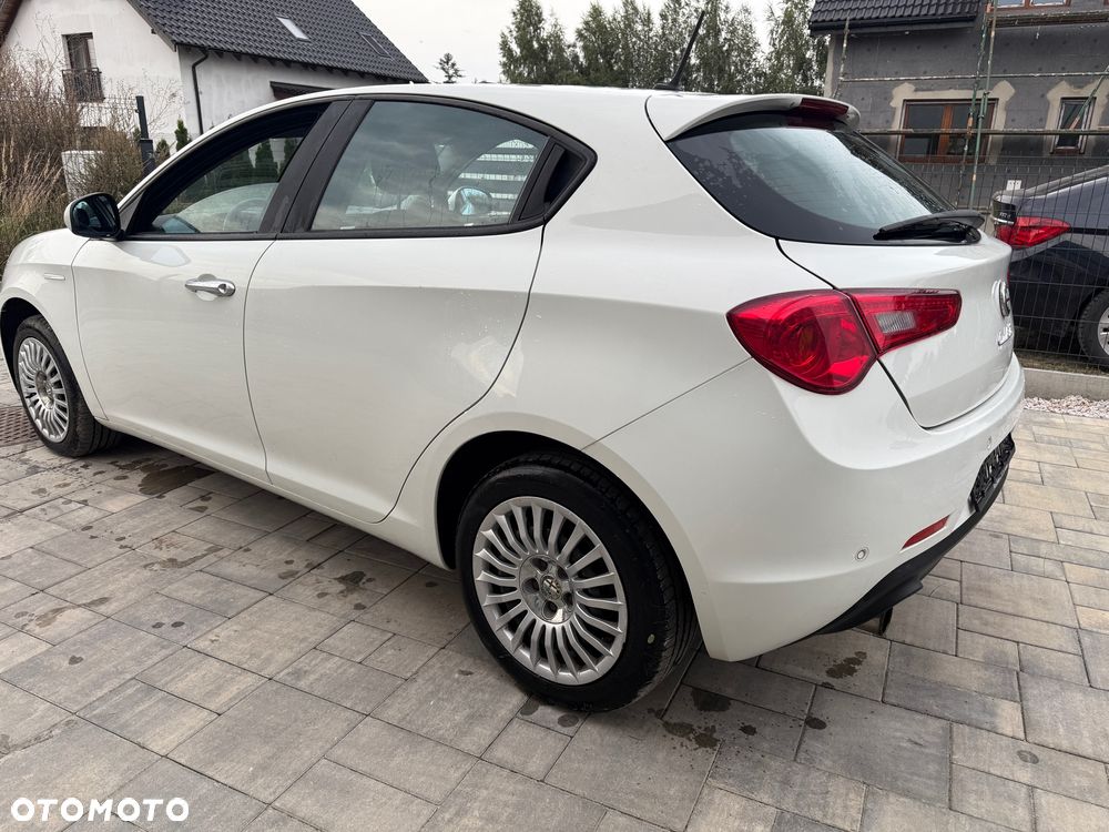 Alfa Romeo Giulietta 1.4 TB 16V Business - 4