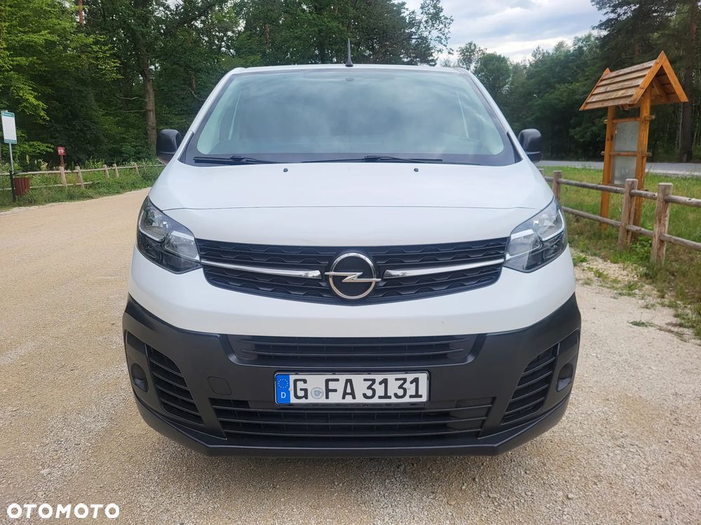 Opel Vivaro - 18
