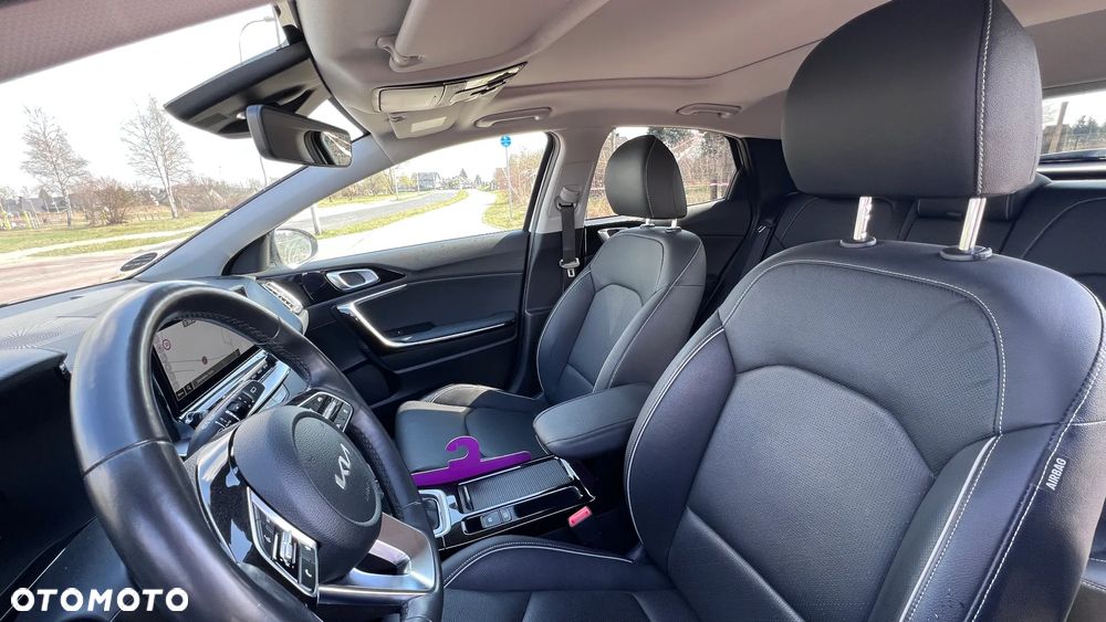 Kia XCeed 1.6 T-GDI OPF DCT7 GT-LINE - 35