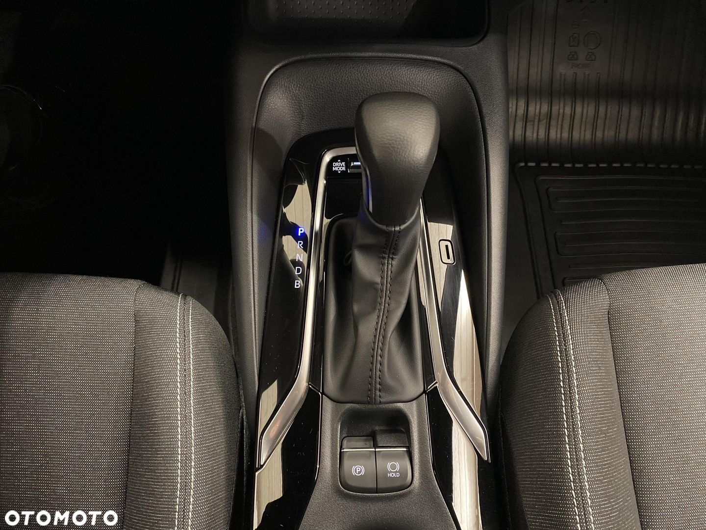 Toyota Corolla - 20