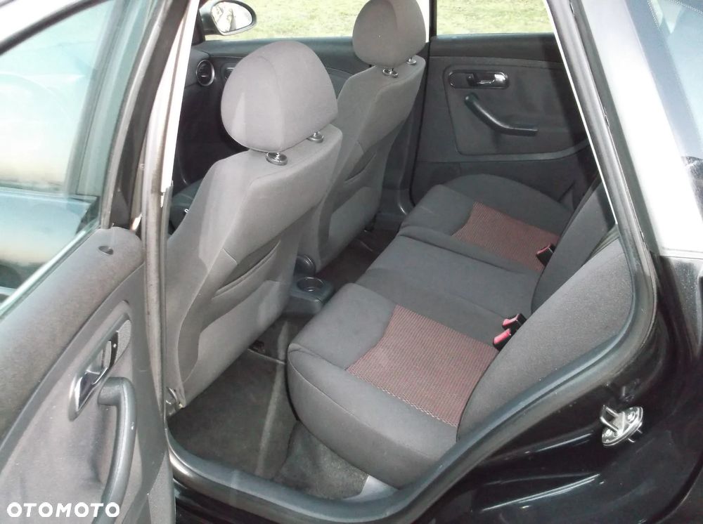 Seat Ibiza 1.4 16V Sport Edition - 8