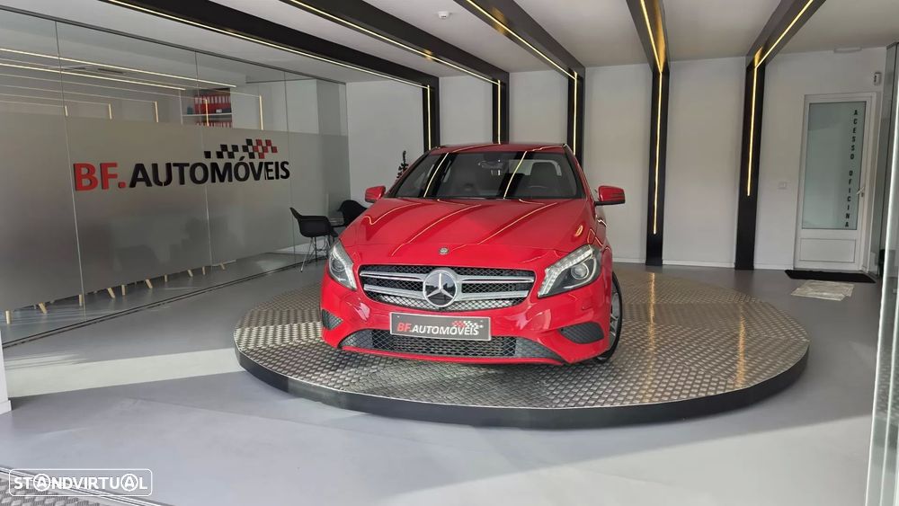 Mercedes-Benz A 160 d Urban - 11