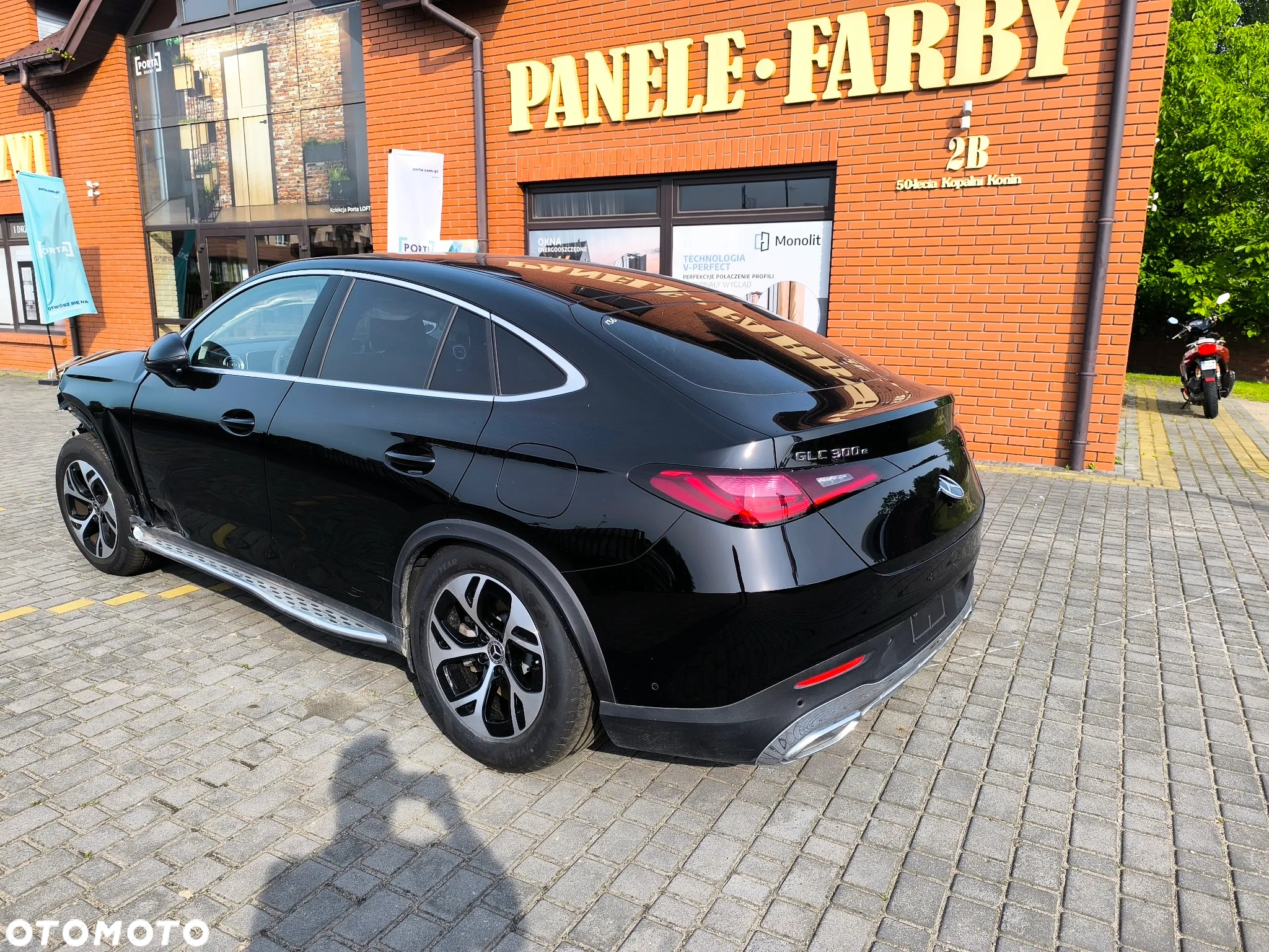 Mercedes-Benz GLC 300 e 4-Matic Avantgarde - 4