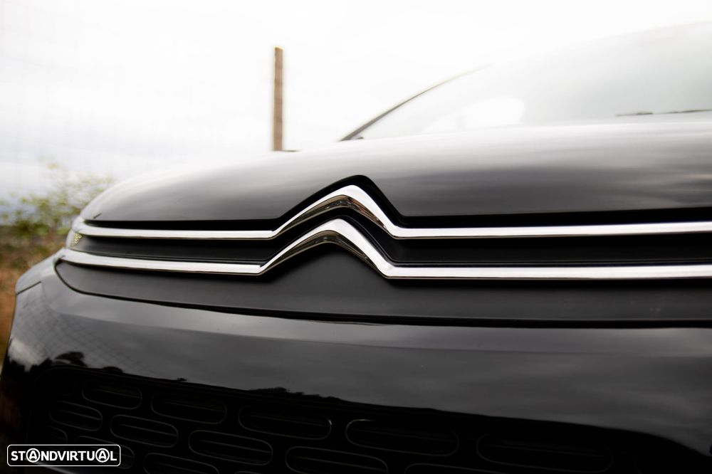 Citroën C3 1.2 PureTech Shine - 24