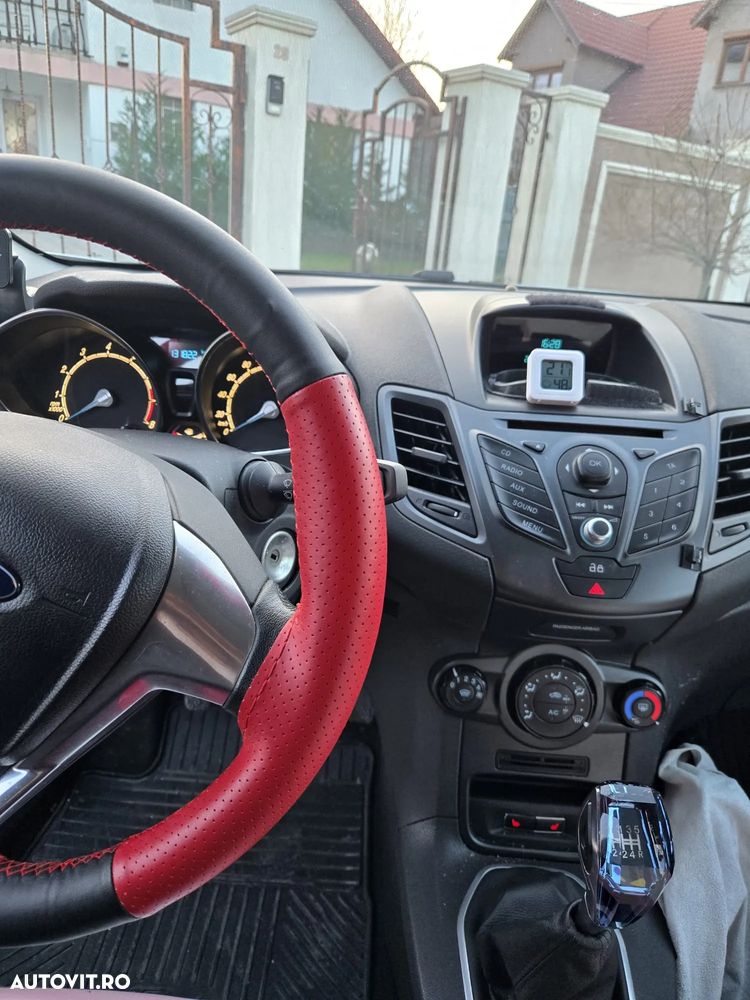 Ford Fiesta 1.25 Celebration - 7