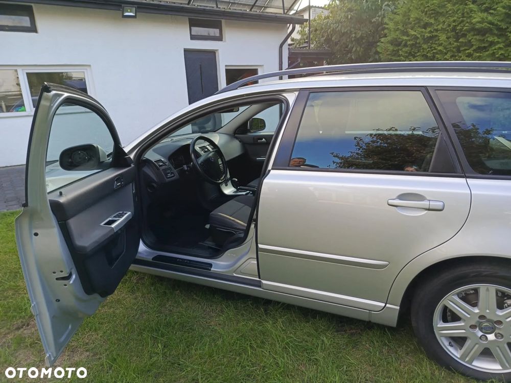 Volvo V50 - 6