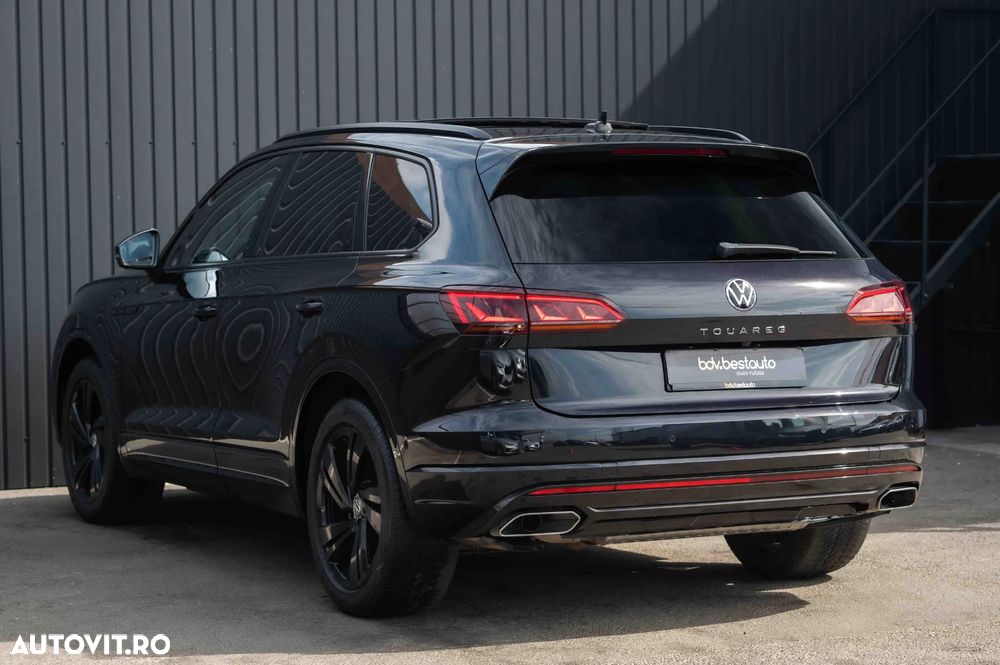 Volkswagen Touareg - 25