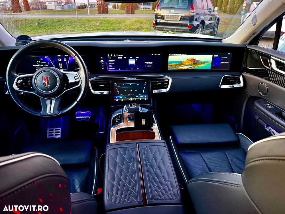 Hongqi E-HS9 - 13