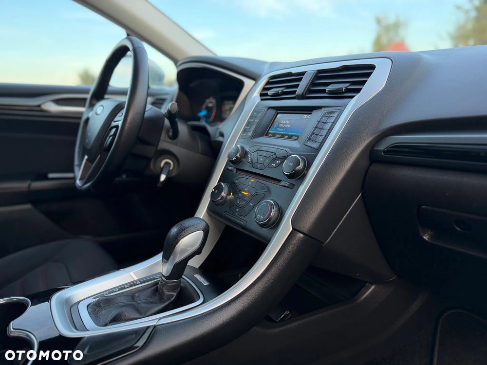 Ford Mondeo - 10