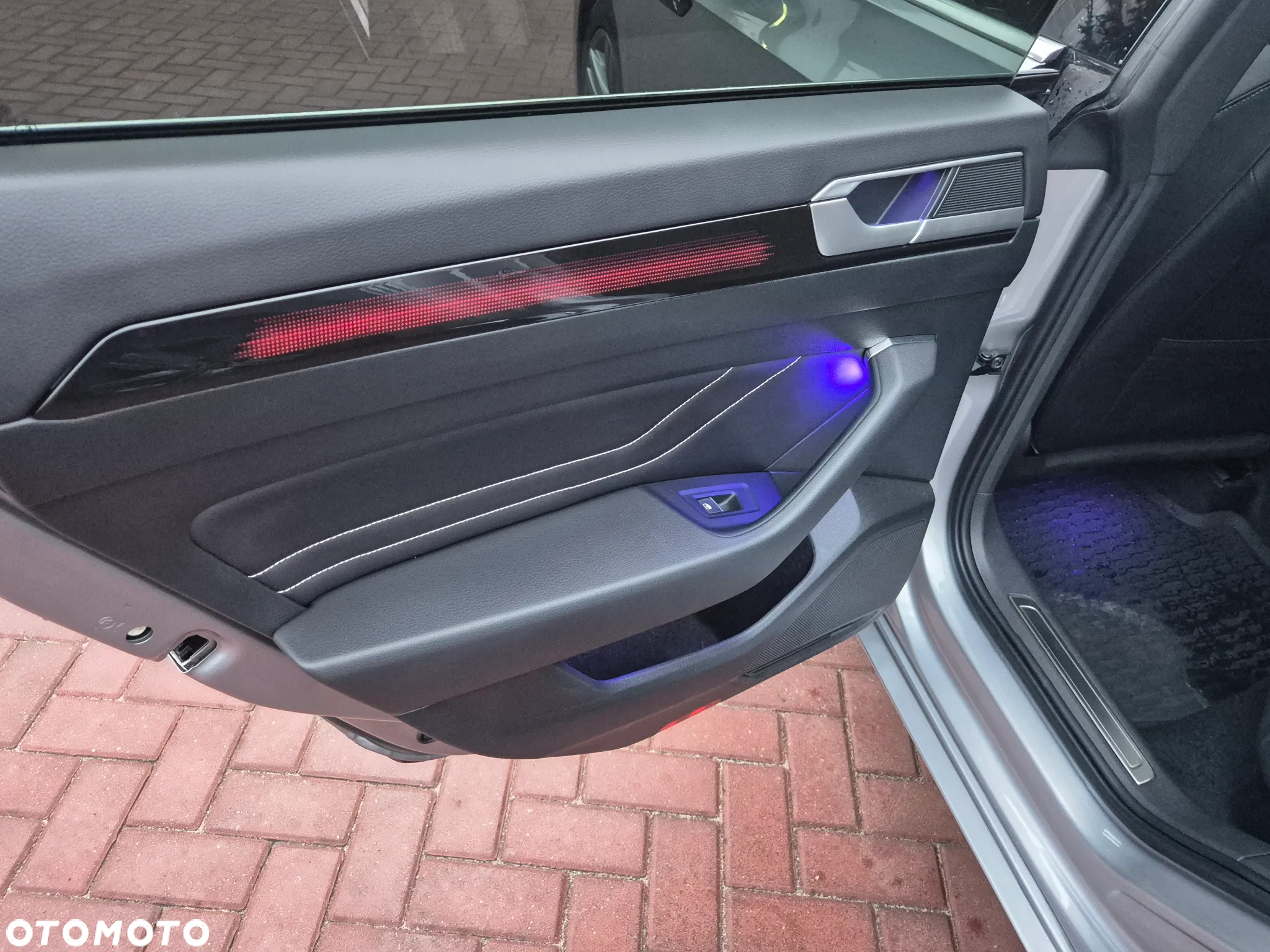 Volkswagen Arteon Shooting Brake 2.0 TDI SCR DSG R-Line - 14