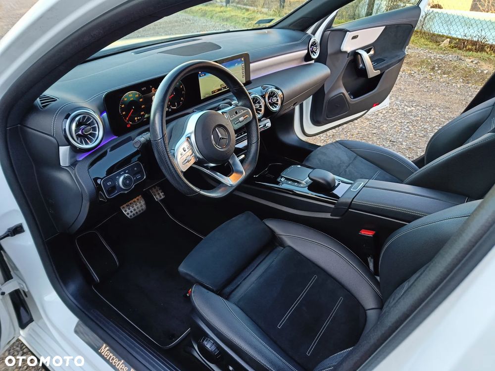 Mercedes-Benz Klasa A 200 AMG Line 7G-DCT - 19