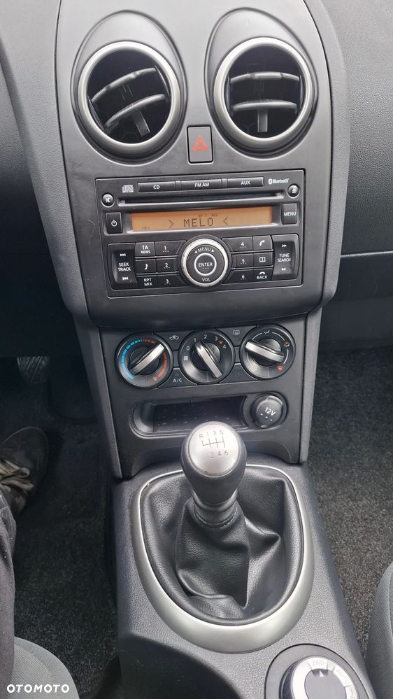 Nissan Qashqai 2.0 4x4 Visia - 13
