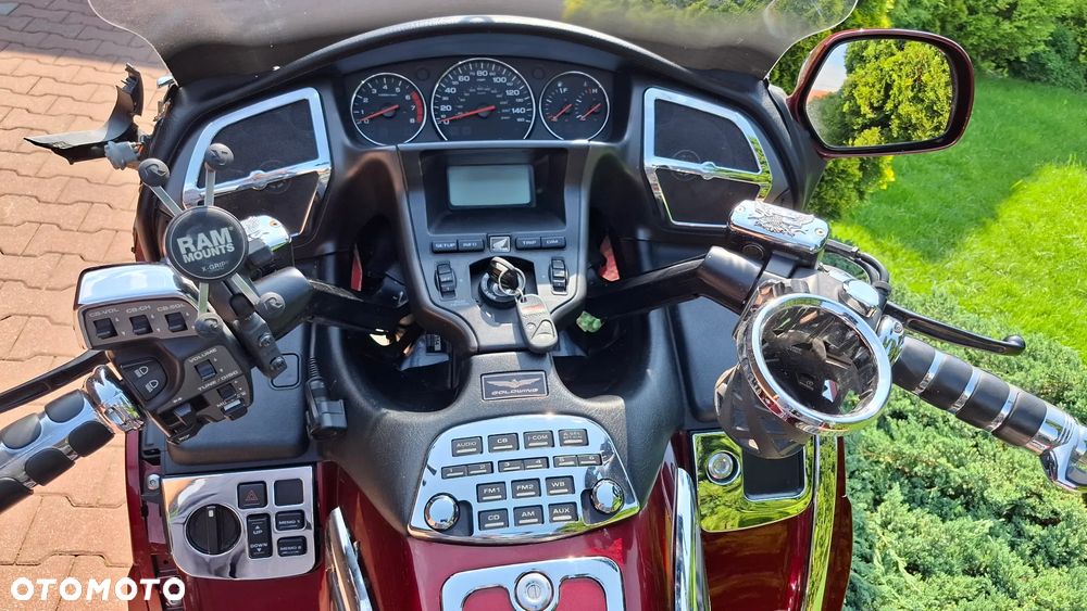 Honda GL - 27