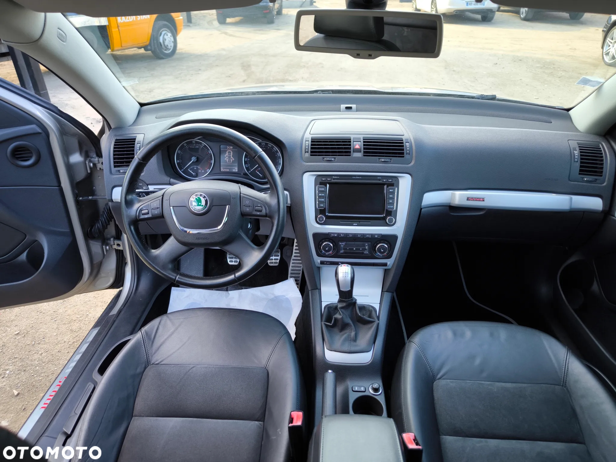 Skoda Octavia Combi 1.8 TSI 4x4 Scout - 15