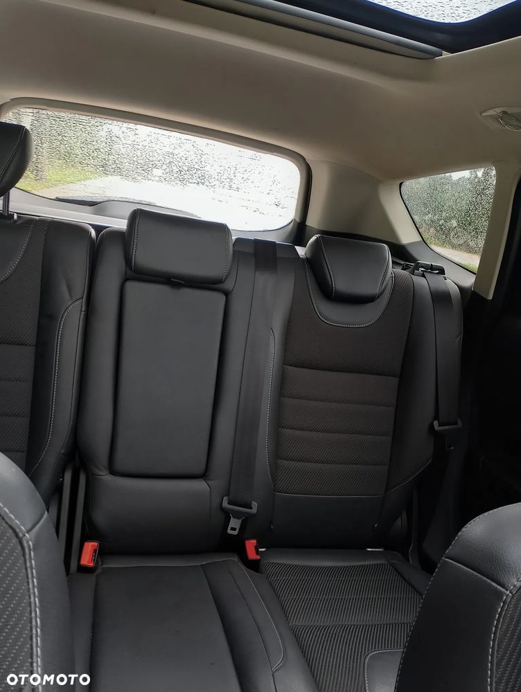 Ford Kuga - 9