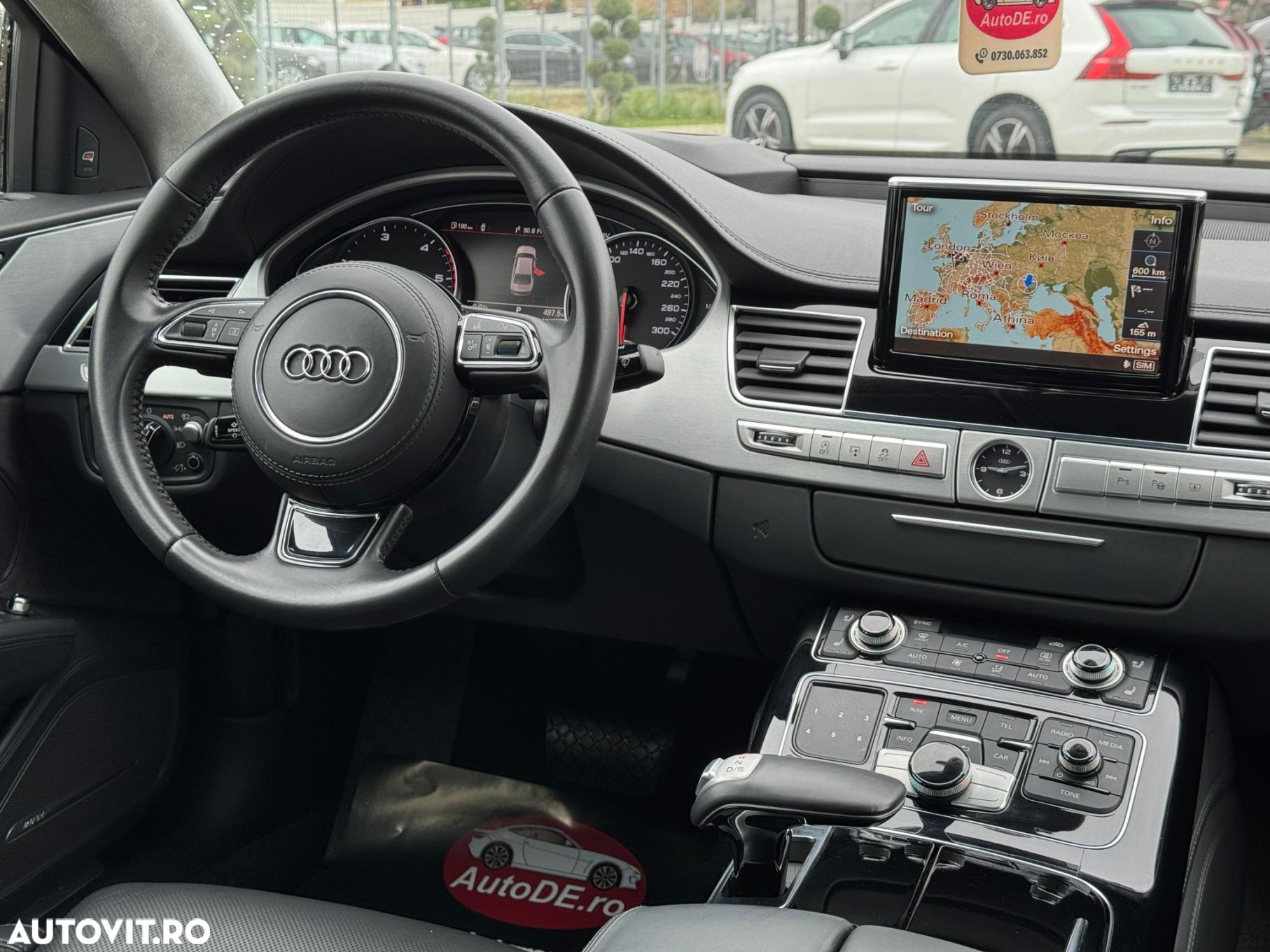 Audi A8 - 12