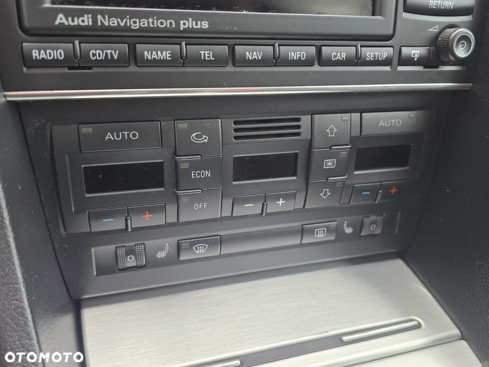 Audi A4 Avant 2.0 TDI - 32