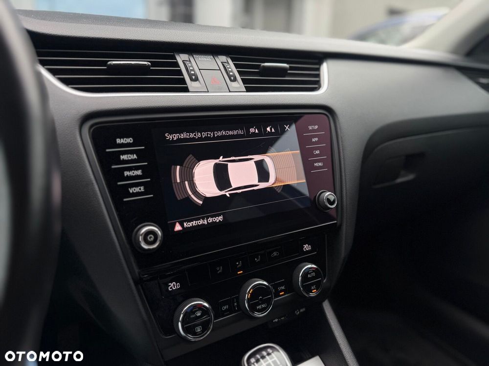Skoda Octavia 1.4 TSI Ambition - 19
