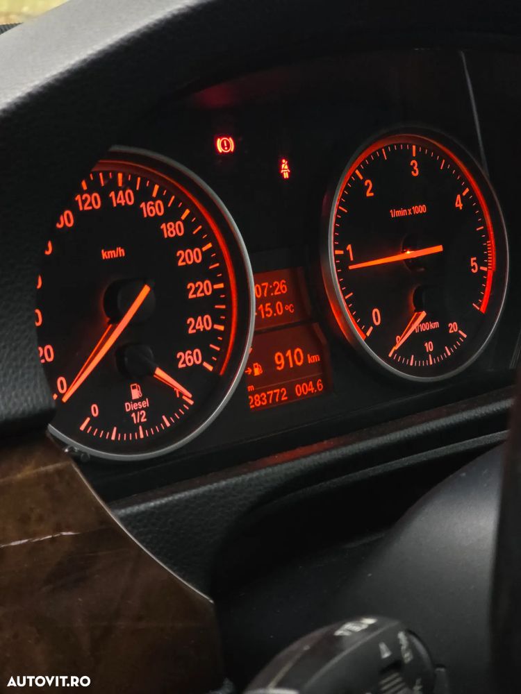 BMW Seria 3 320d DPF - 8