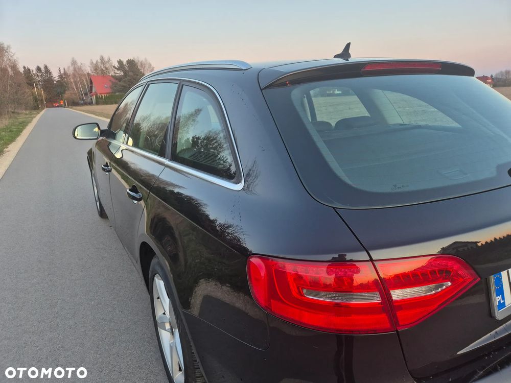 Audi A4 Avant - 25