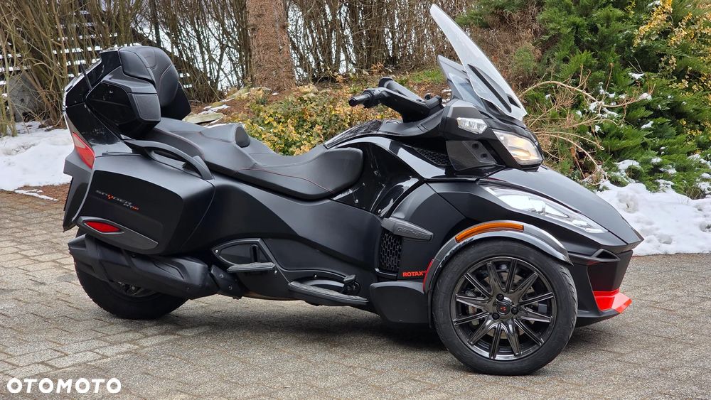 Can-Am Spyder - 3