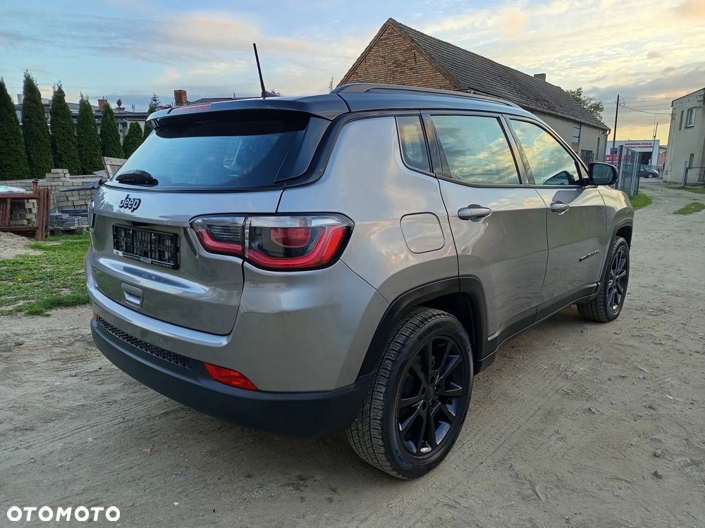 Jeep Compass 1.4 TMair Night Eagle FWD S&S - 10