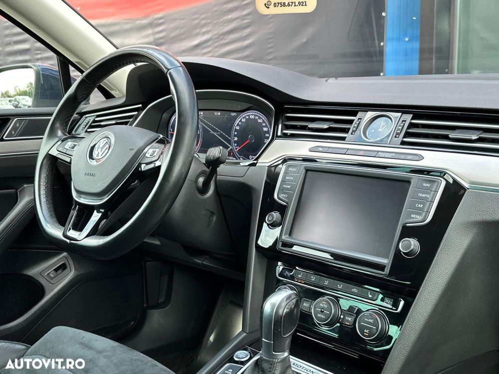 Volkswagen Passat - 9