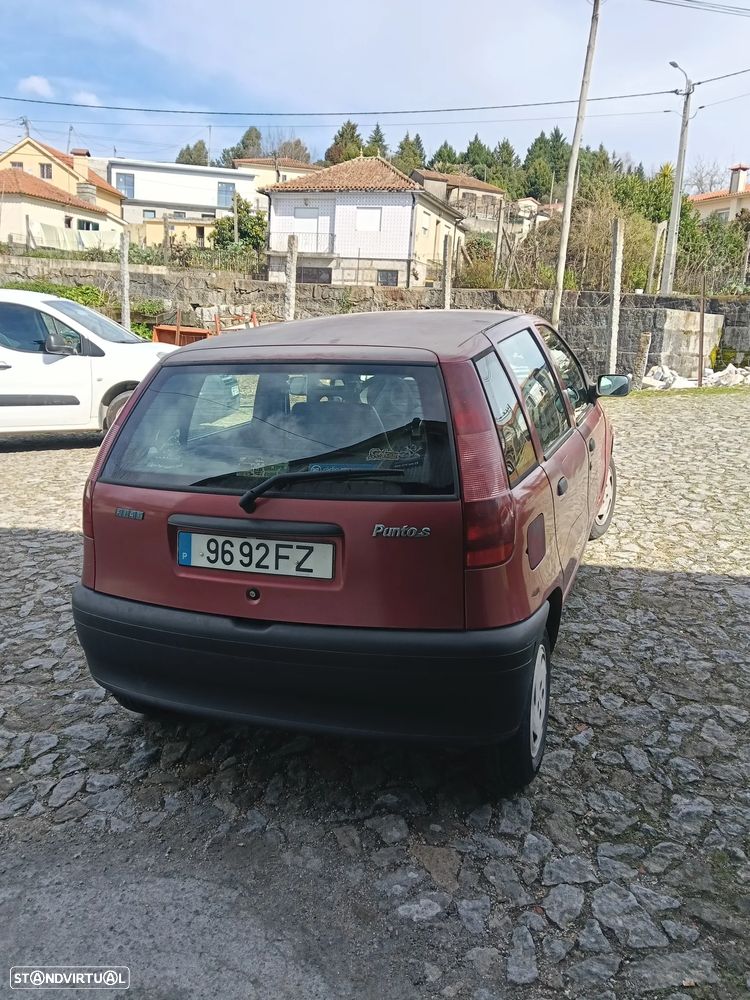 Fiat Punto - 4