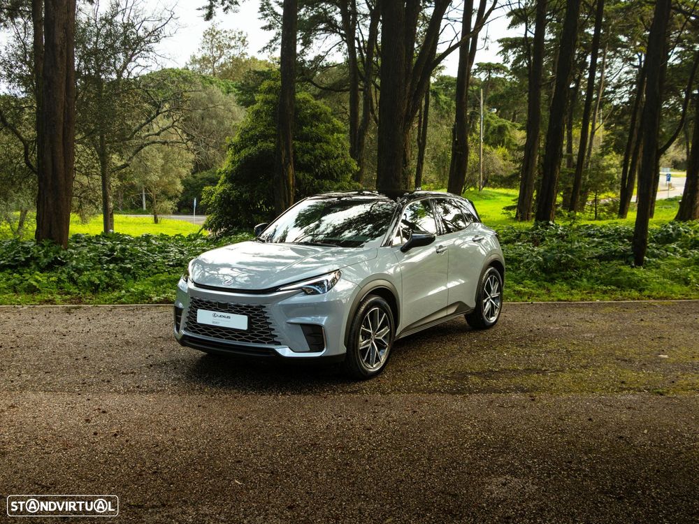 Lexus LBX Emotion - 1