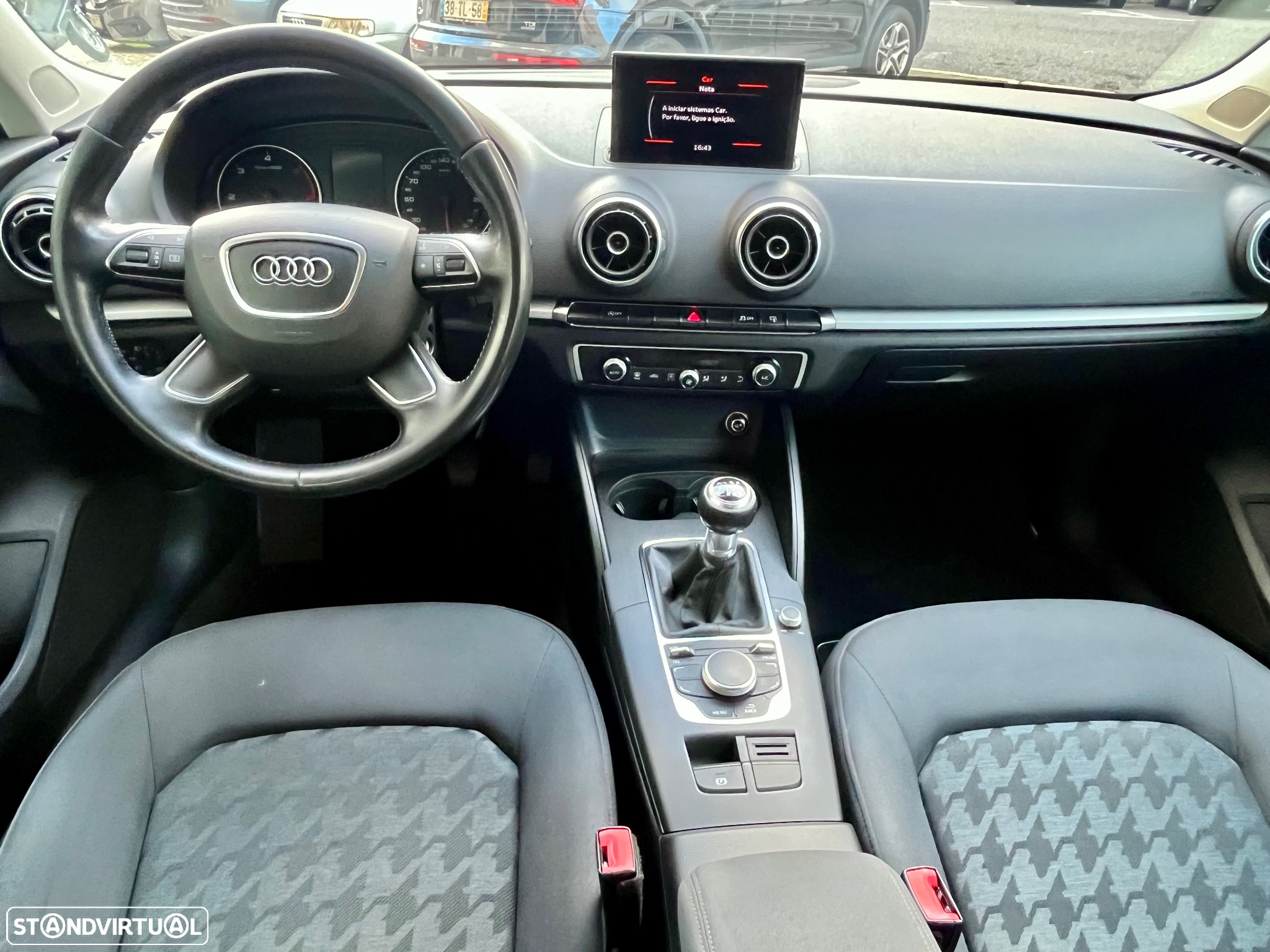 Audi A3 Sportback 1.6 TDI Attraction Ultra - 7
