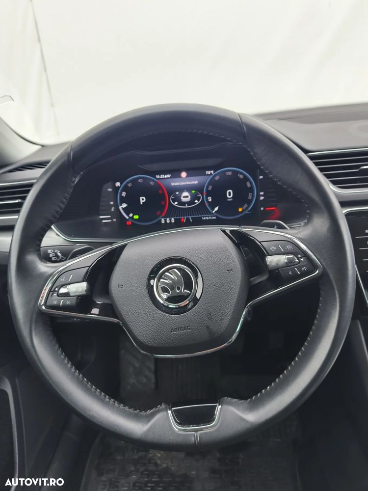 Skoda Superb 2.0 TDI 4x4 DSG Premium Edition - 12