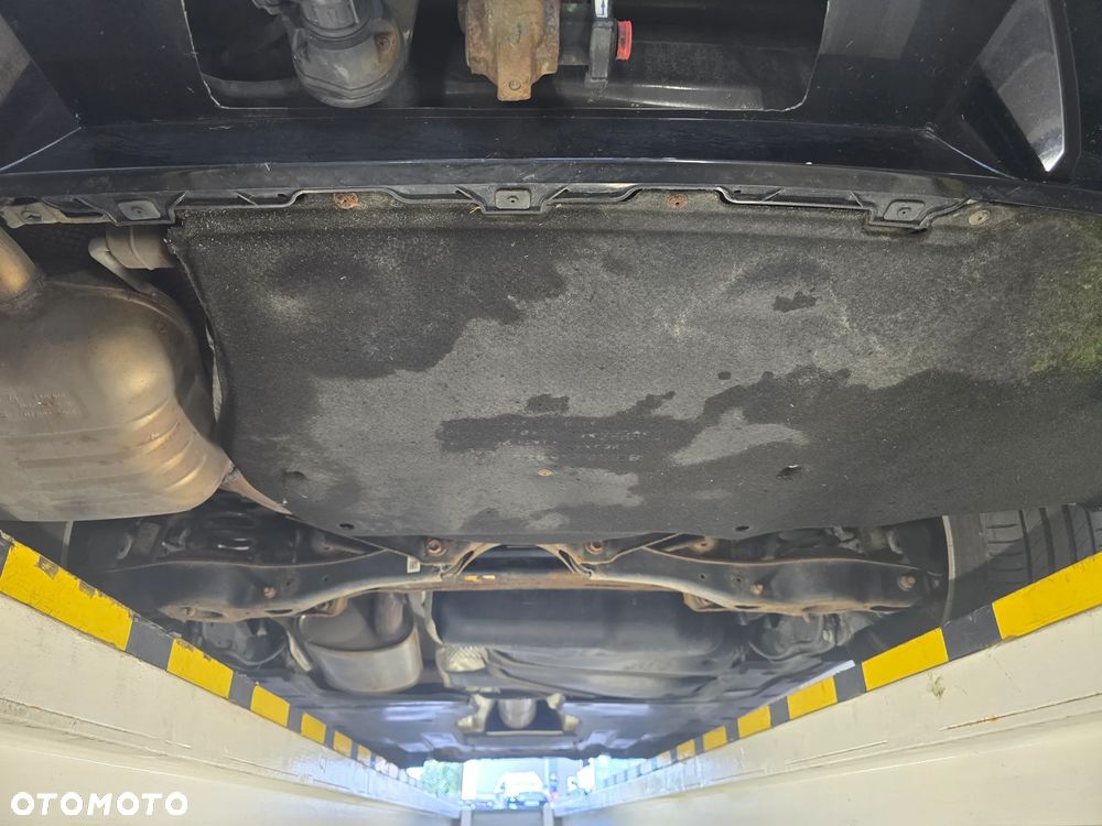 Volkswagen Passat 1.8 TSI BMT Comfortline - 39