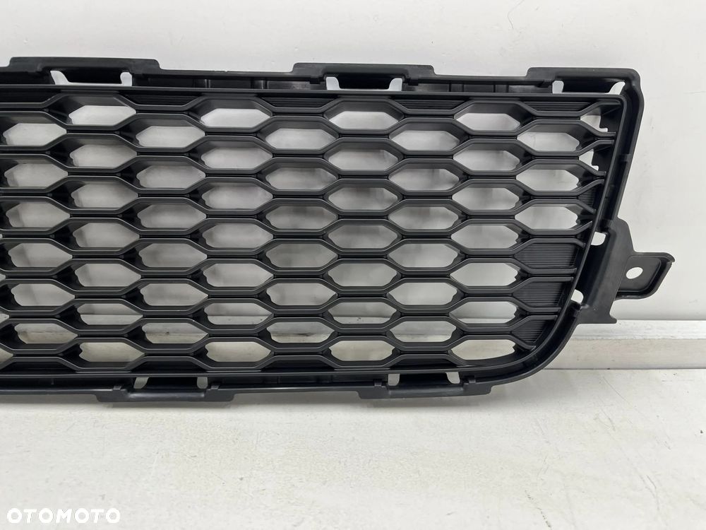 Atrapa Suzuki Jimny 3 III 12-17r. Lift grill przednia maskownica zderzaka nowa oryginalna 71718-57m0 - 9