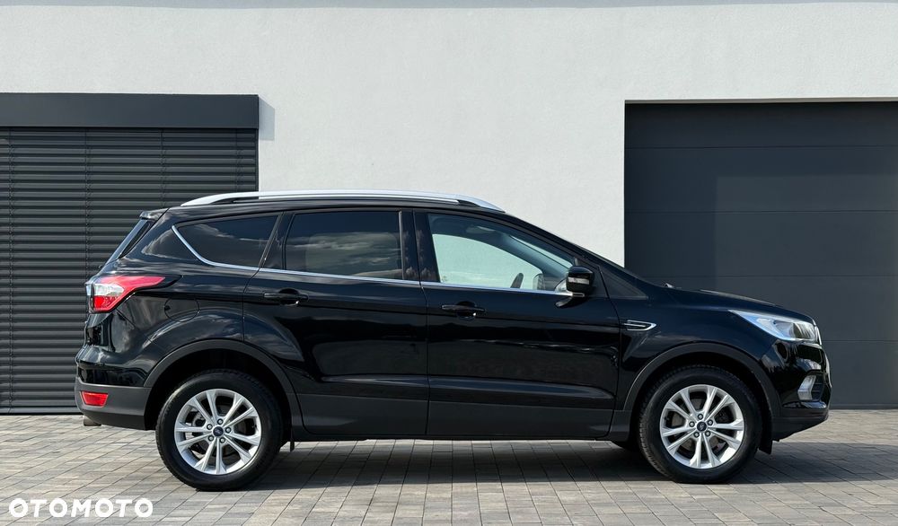 Ford Kuga 1.5 EcoBoost 2x4 Cool & Connect - 3