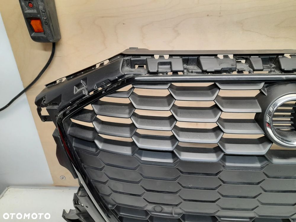 AUDI A3 8Y0 GRILL ATRAPA CHŁODNICY PDC 8Y0853651A - 2