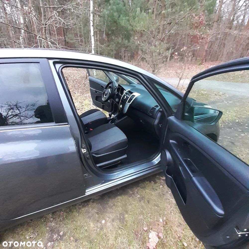 Kia Venga 1.4 CVVT Vision - 8