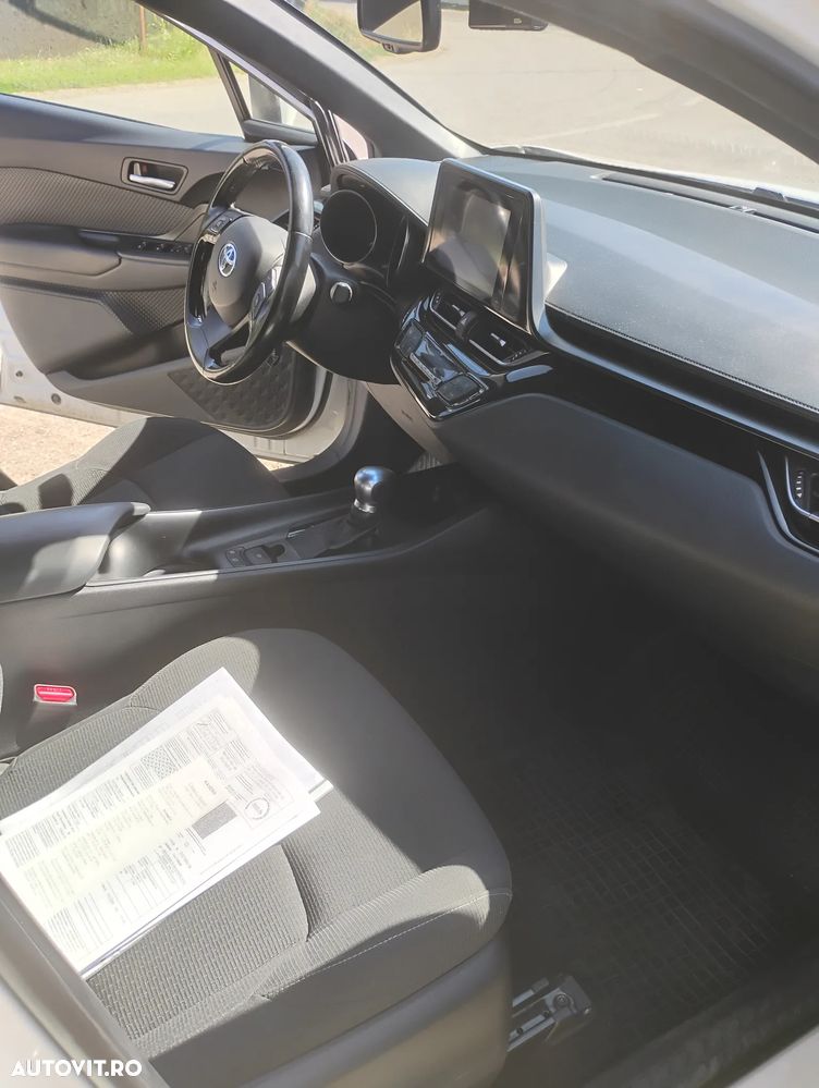 Toyota C-HR - 5