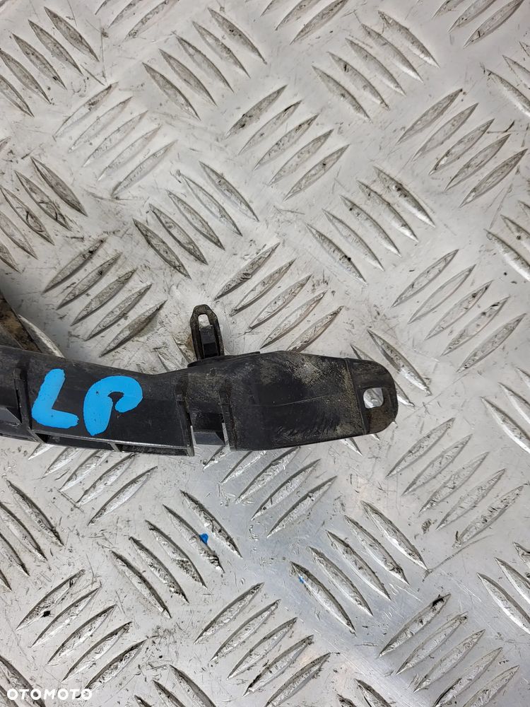 Mitsubishi L200 IV Ślizg Mocowanie Zderzaka Przód - 5