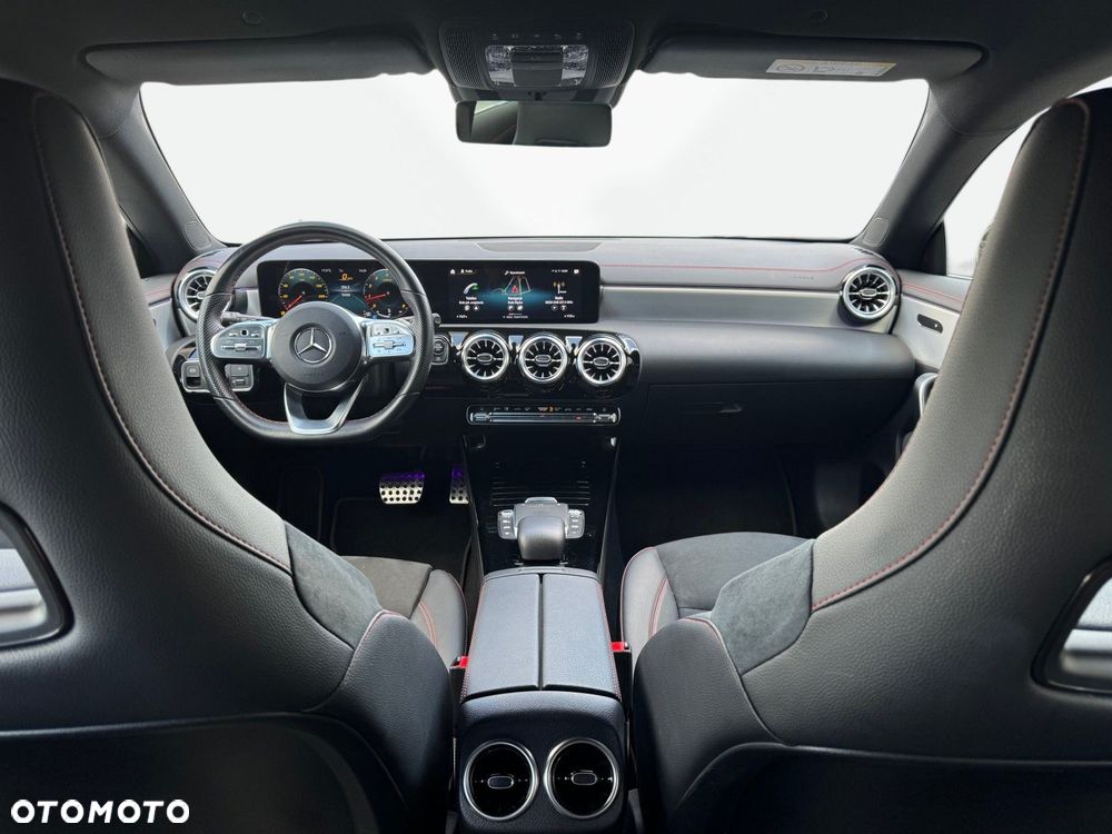 Mercedes-Benz CLA - 14