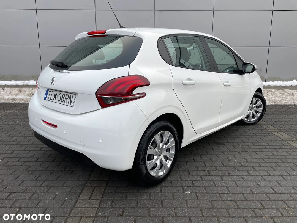 Peugeot 208 PureTech 82 Start & Stop Tech Edition - 3