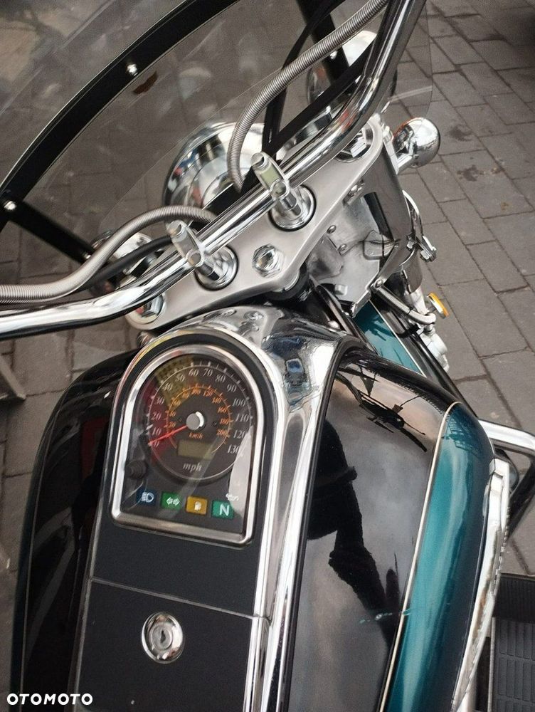 Suzuki VL 1500 Intruder LC - Boulevard C90 - 2
